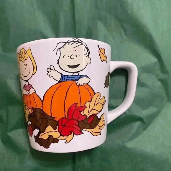 Peanuts Charlie Brown, Lucy & Linus Oversize 17 Ounce Mug NWOT - Picture 2 of 4